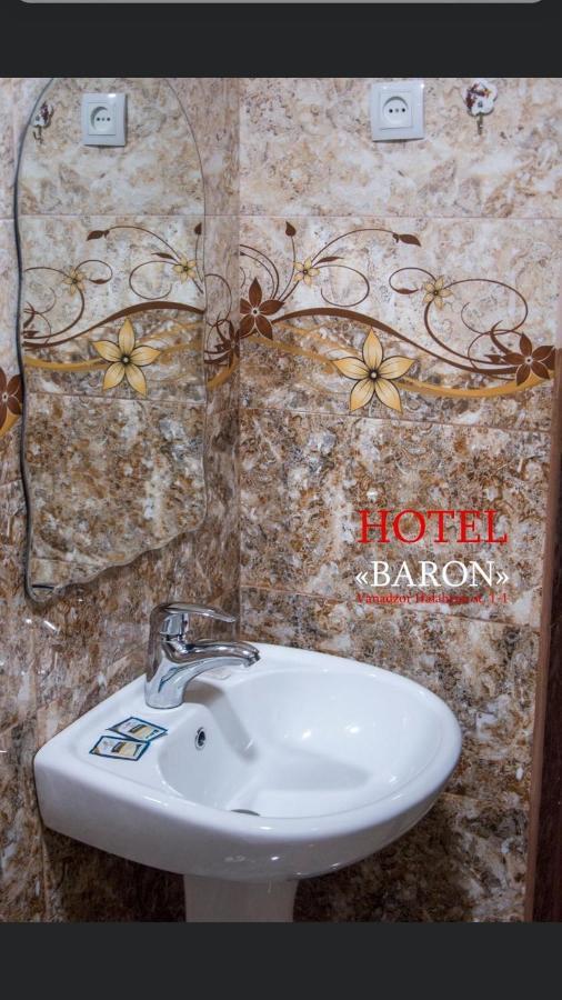 Baron Hotel Wanadsor Exterior foto